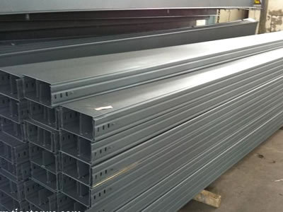 山東槽式電纜橋架 山東槽式電纜橋架